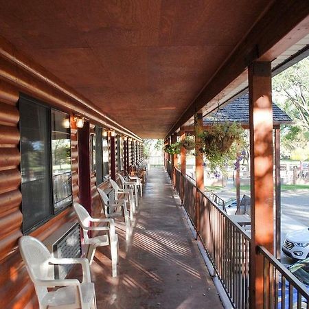 Austin'S Chuckwagon Motel Torrey Bagian luar foto