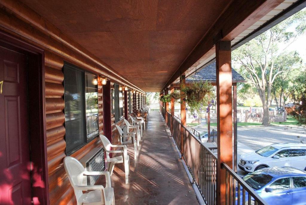 Austin'S Chuckwagon Motel Torrey Bagian luar foto